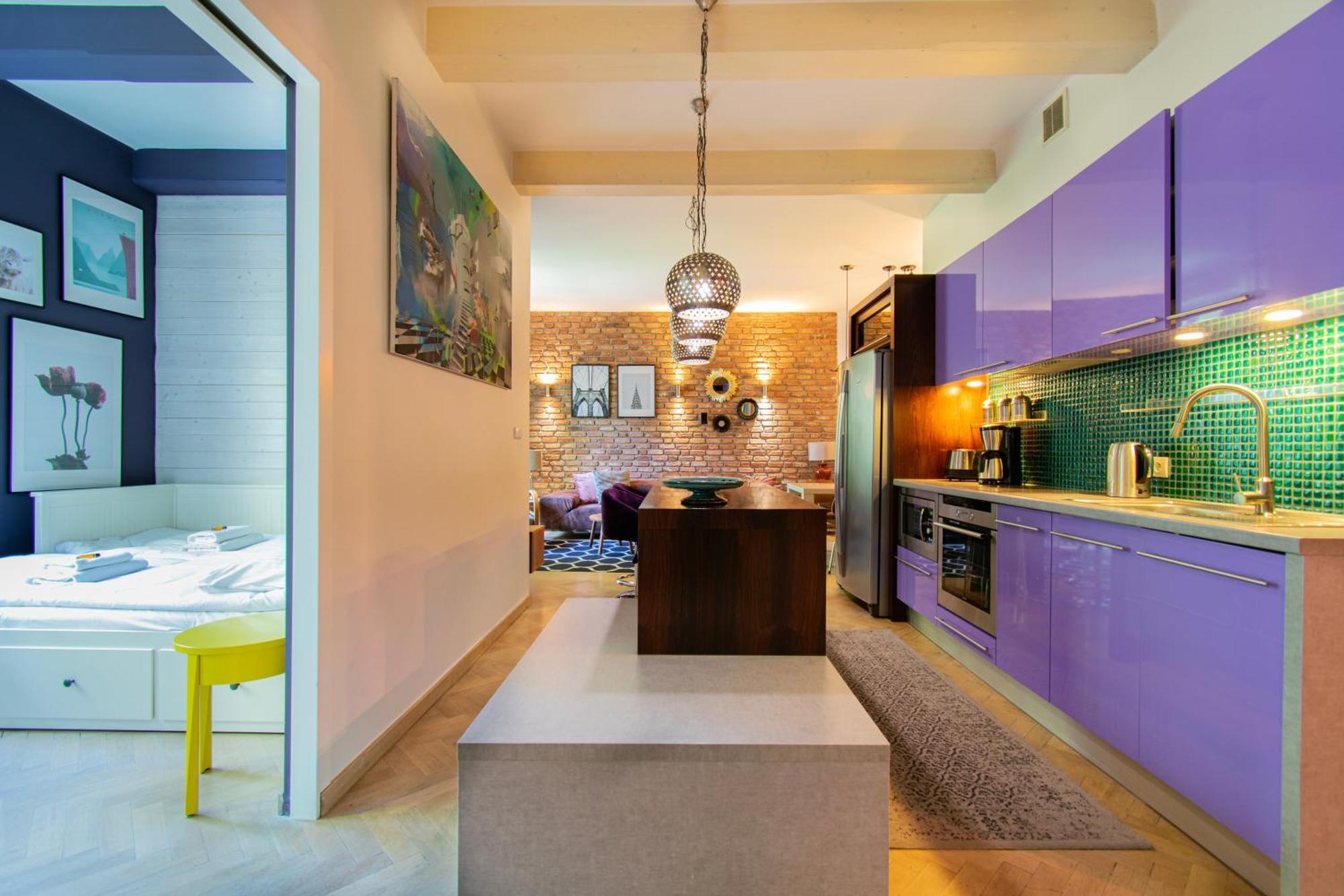 Spacious 3Br Apartment With Ac In Living Room, 2 Balconies คราคูฟ ภายนอก รูปภาพ